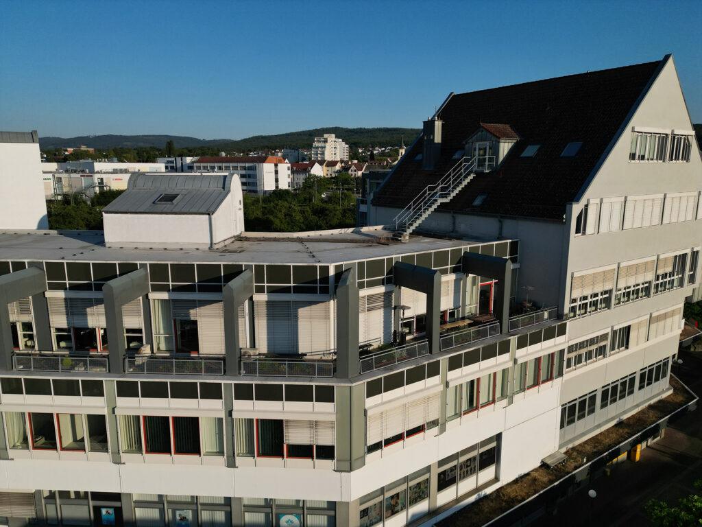 Place4. Ihr Platz zum Arbeiten.Leben.Einkaufen. Die zentrale Innenstadtlage in Friedrichsdorf bietet zahlreiche Vorteile für Ihr neues Büro.